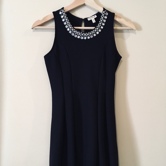 Classy little black dress!  Monteau Girl ~ sz 10-12 - Picture 3 of 9